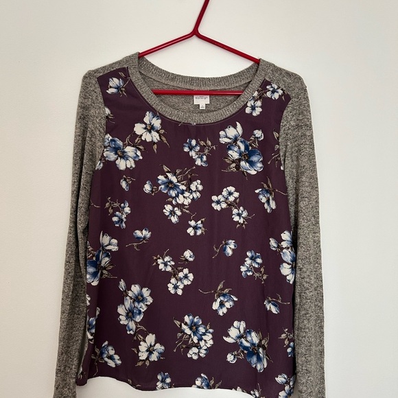 Kaileigh Tops - Kaileigh Red and Blue Blouse with Long Sleeves